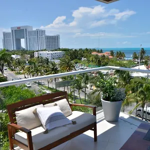 https://tahk-sea-view-apartment.quintano-roohotels.com